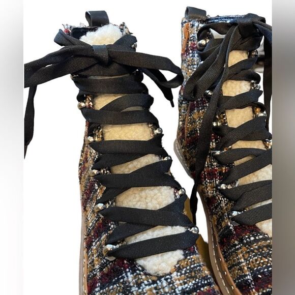 NWOT Steve Madden Rainer Tweed & Fleece Ankle  Boots  SZ  6.5 - Picture 3 of 8